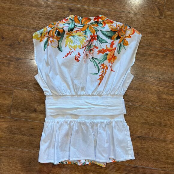 White House Black Market Short Sleeved Tie Waist Blouse S White Tiger Lily - Picture 6 of 12